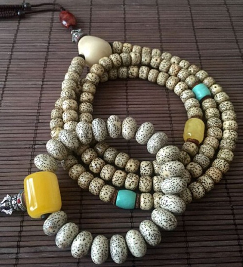 文玩小白儿谈谈盘珠子撸星月 文玩小白儿谈谈盘珠子撸星月