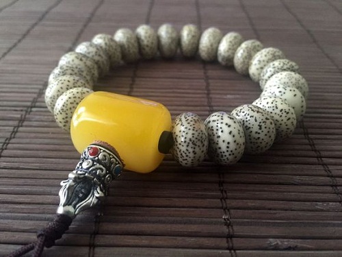 文玩小白儿谈谈盘珠子撸星月 文玩小白儿谈谈盘珠子撸星月