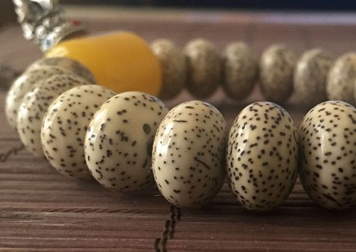 文玩小白儿谈谈盘珠子撸星月 文玩小白儿谈谈盘珠子撸星月