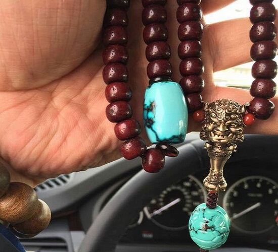 英媒：文玩男没空找小三 相亲将成抢手货