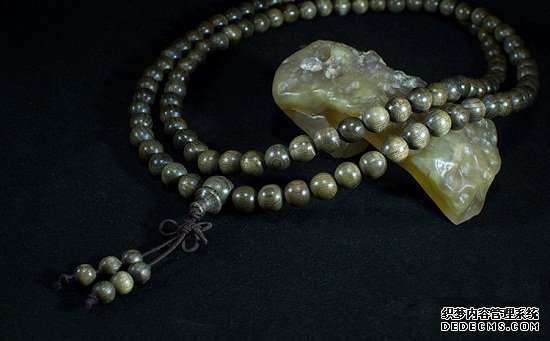 佛珠手串如何盘玩出好的“包浆” 佛珠手串如何盘玩出好的“包浆”