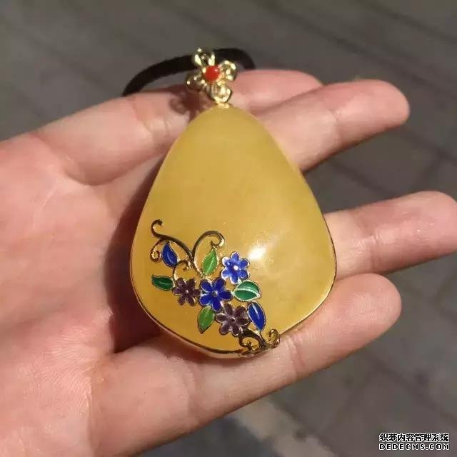 蜜蜡 K金配，还是头一回
