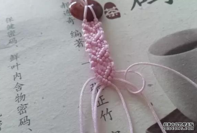 南红平安扣怎么打结？有多少种方法？