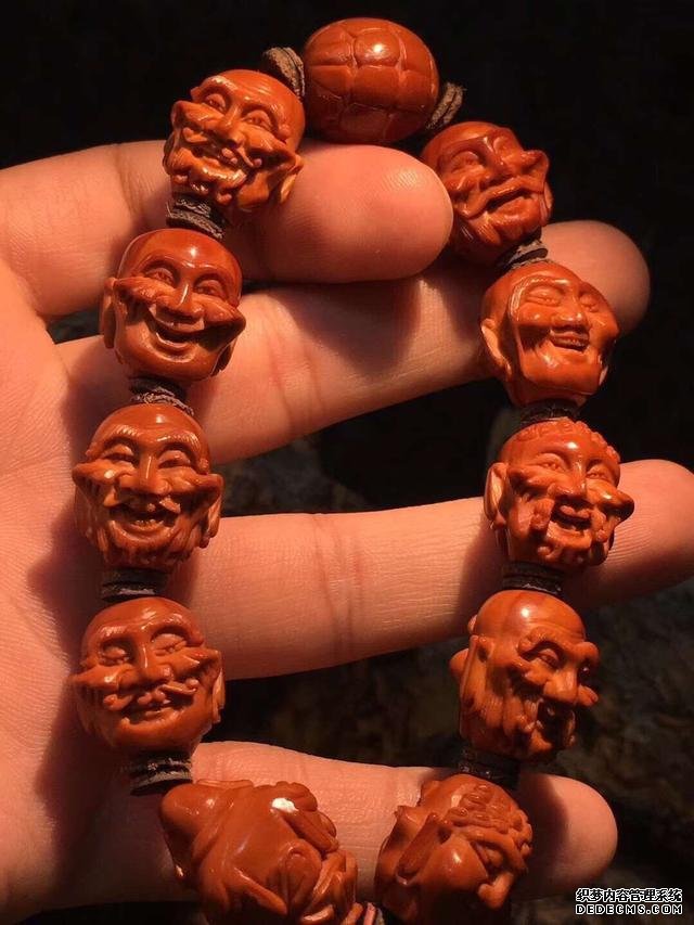 娜姐说文玩：微波炉可以让橄榄核变红，结果真的有人做了实验！