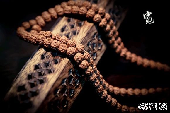 摄影贴：0.9爆肉梅花桩小金刚菩提子美图