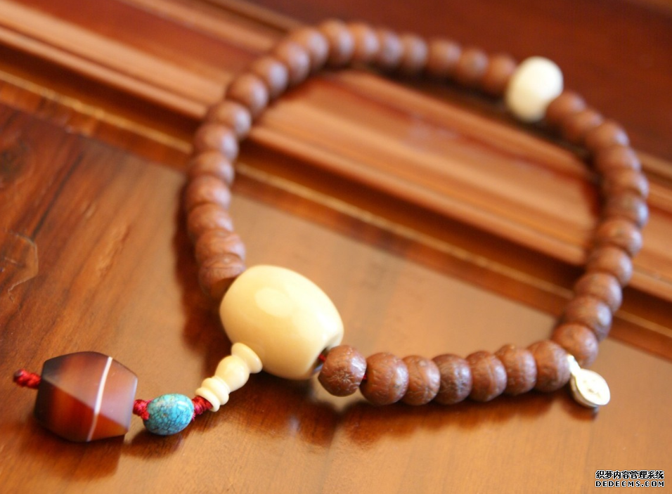 <a href='www.aiwenwan.net' target='_blank'><u></u></a>õķѡָϹԣ