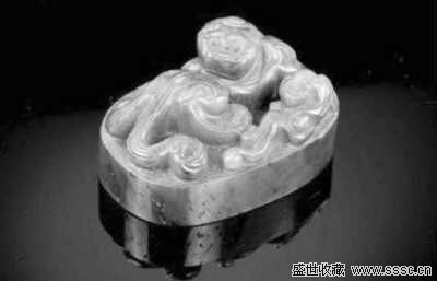 将一个清朝乾隆时期玉玺拍卖