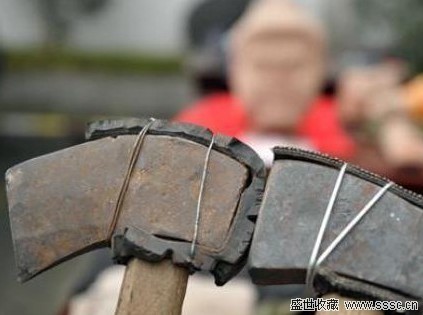 该市警方从丹棱县境内的一起田野文物被盗案入手
