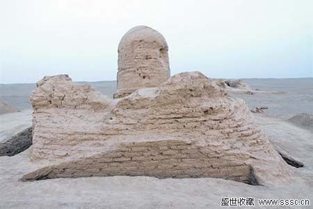 结构、布局和用材清晰可见；出土的文物种类丰富