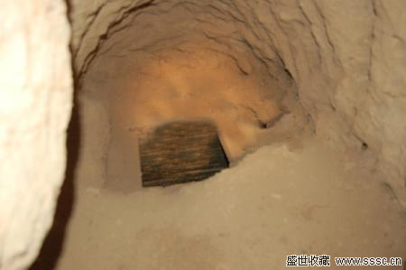 该古墓建造的非常紧凑和考究