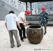 随州发现古代僧人的坐化缸