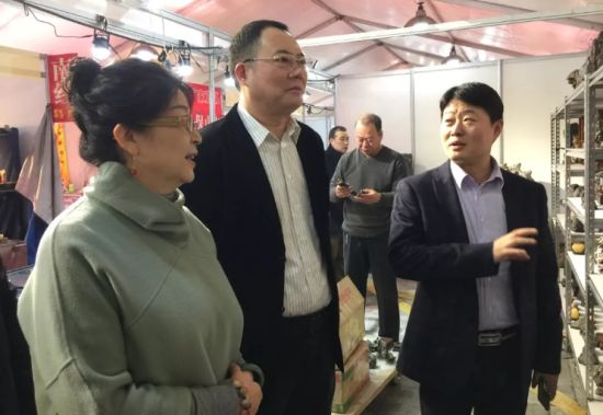 推动银、沪两地“旅游+”的融合发展