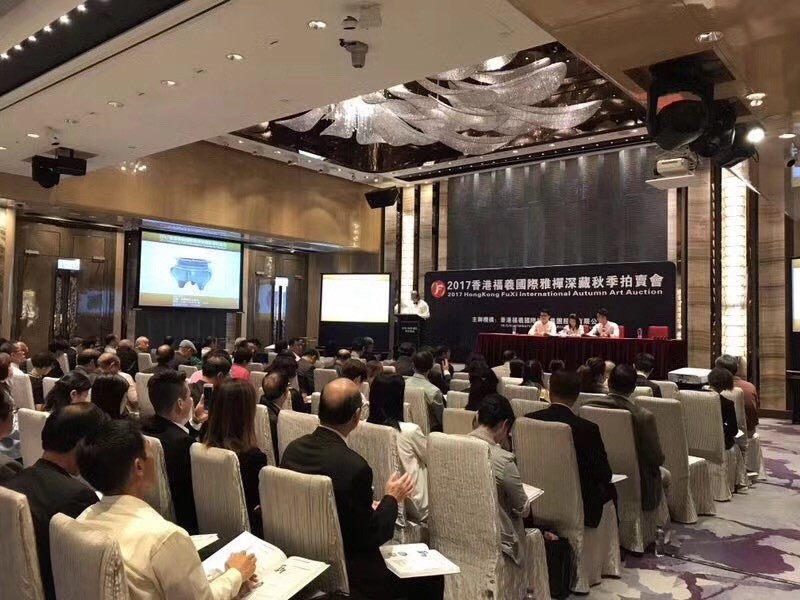 依托海外华人与西方融合的文化环境