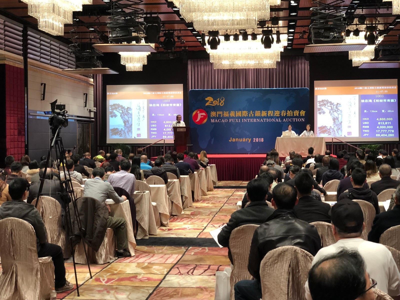 依托海外华人与西方融合的文化环境