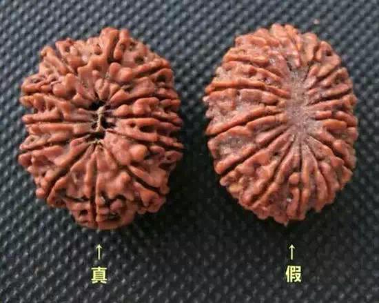 如果你对崖柏手摆件/根雕/随形摆件感兴趣