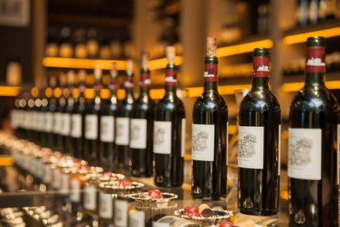 ƹű䱦(Carruades De Lafite)¡ű(Chateau Duhart-Milon)˹ű(Chateau Rieussec)ű(Chateau l'Evangile)3384ƿѾƽֳ