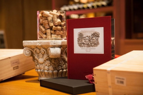 ƹű䱦(Carruades De Lafite)¡ű(Chateau Duhart-Milon)˹ű(Chateau Rieussec)ű(Chateau l'Evangile)3384ƿѾƽֳ