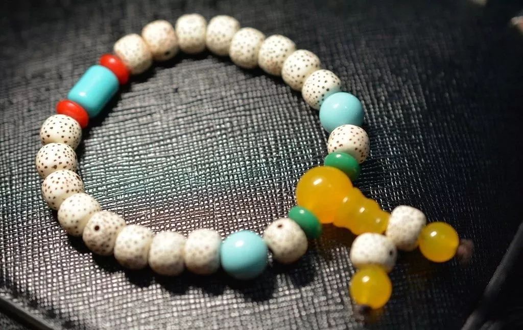 这也就是之前提到的为什么没必要要求星月的顺白与无瑕疵的理由