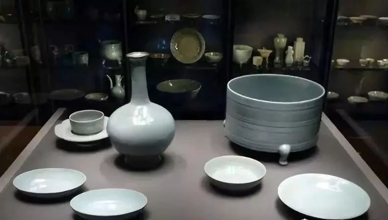 古玩文物:不流通就没价值,就会遭破坏被外流!