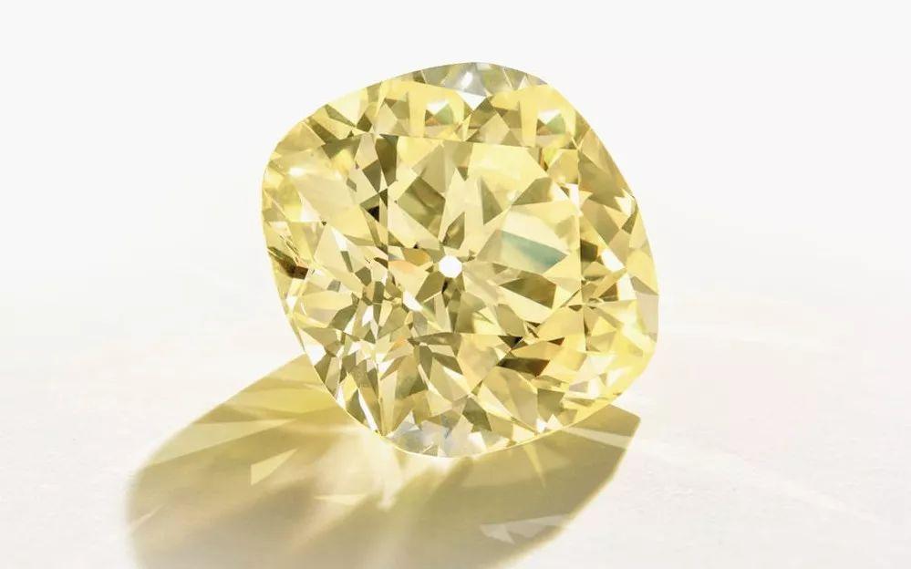 德国王室家族收藏王冠将拍卖