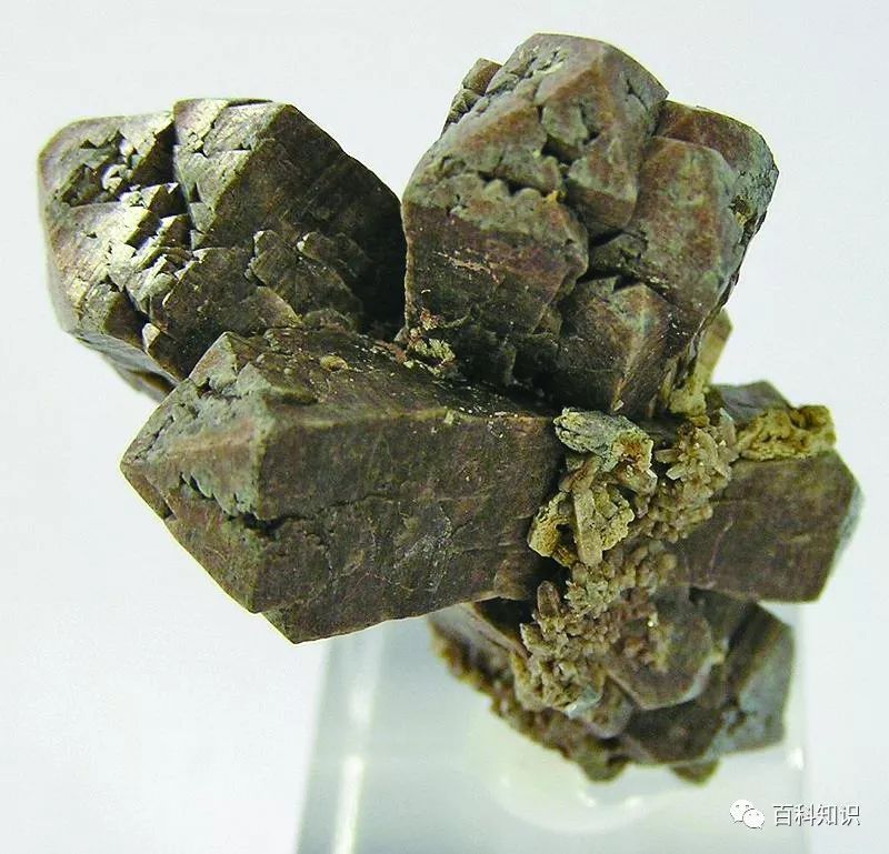 锆石在工业有哪些用途？ 珠宝玉石 第2张