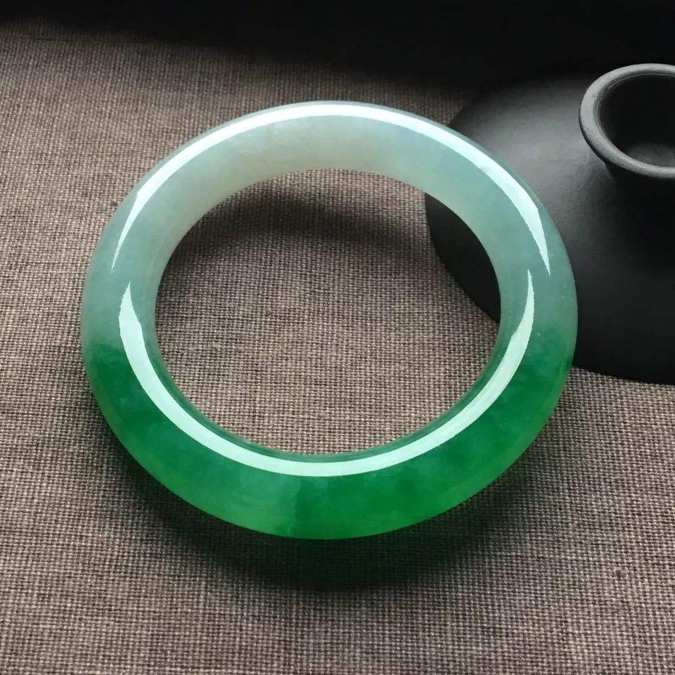 ηֱϣ 鱦ʯ 2