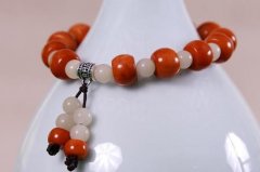  ��ɫ�����ǹ��������ɫ