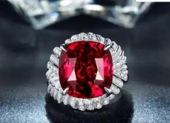 �챦ʯ��ָ���챦ʯ������Щ���۵ĺ�ɫ�������Ů�˵İ�