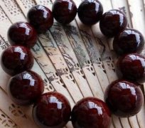  ����������ȥ������ڸ�СҶ��̴�ִ��ٽ����׹�һ��